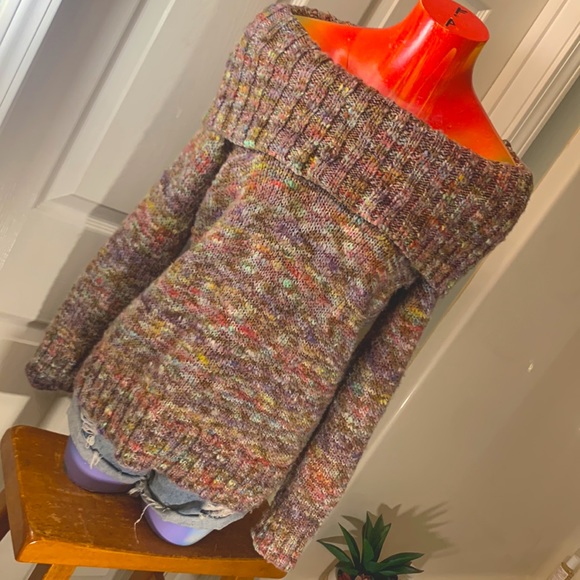 Sweaters - Hand Knit Chunky Kawaii Cute Sweetheart Cowl Neckline Sweater